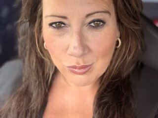 Webcam Snapshot for Xsexycurvymilf